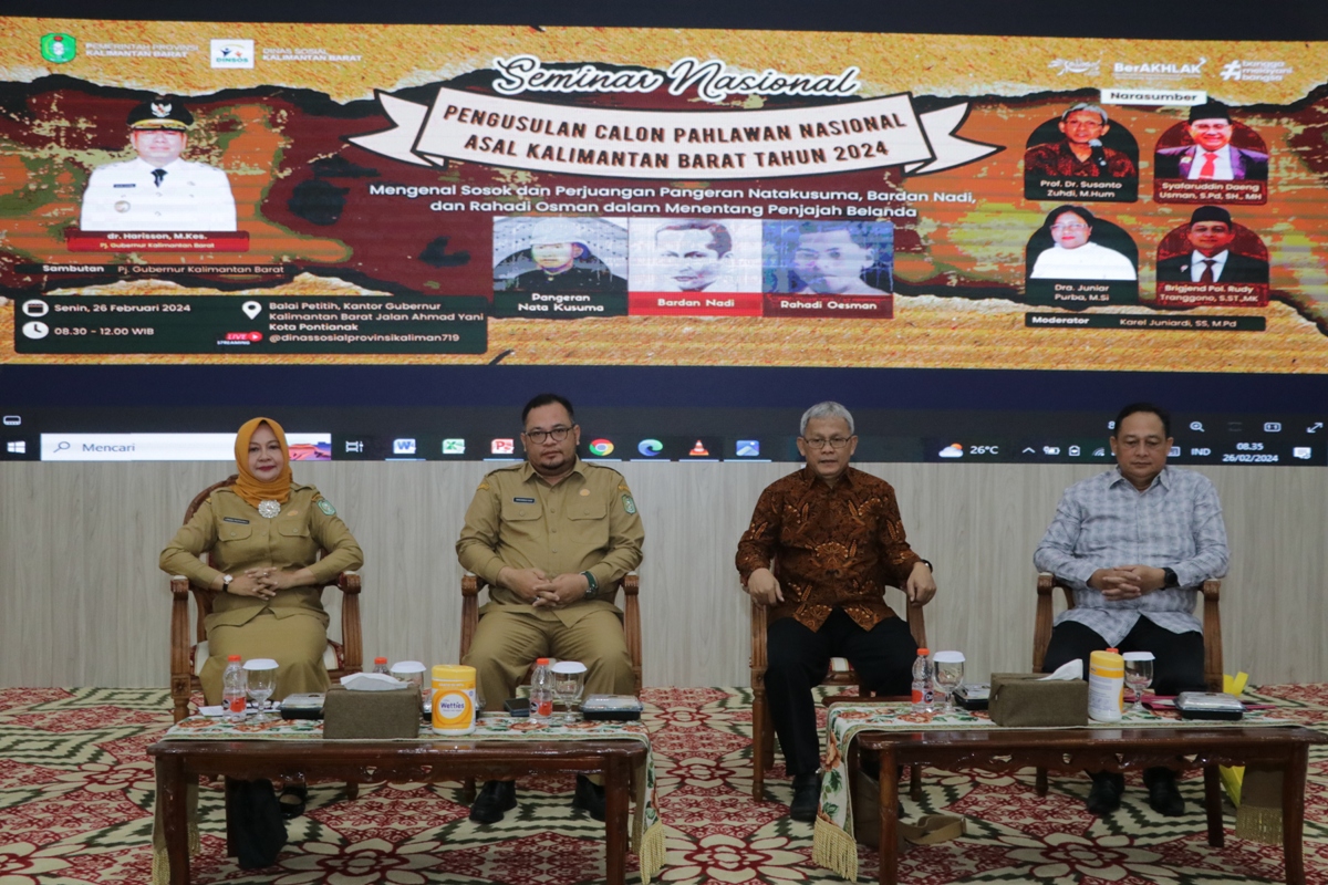 Pj Sekda Kalbar Mohammad Bari saat mengikuti Seminar Nasional Pengusulan Calon Pahlawan Nasional dari Provinsi Kalbar, Senin (26/2).