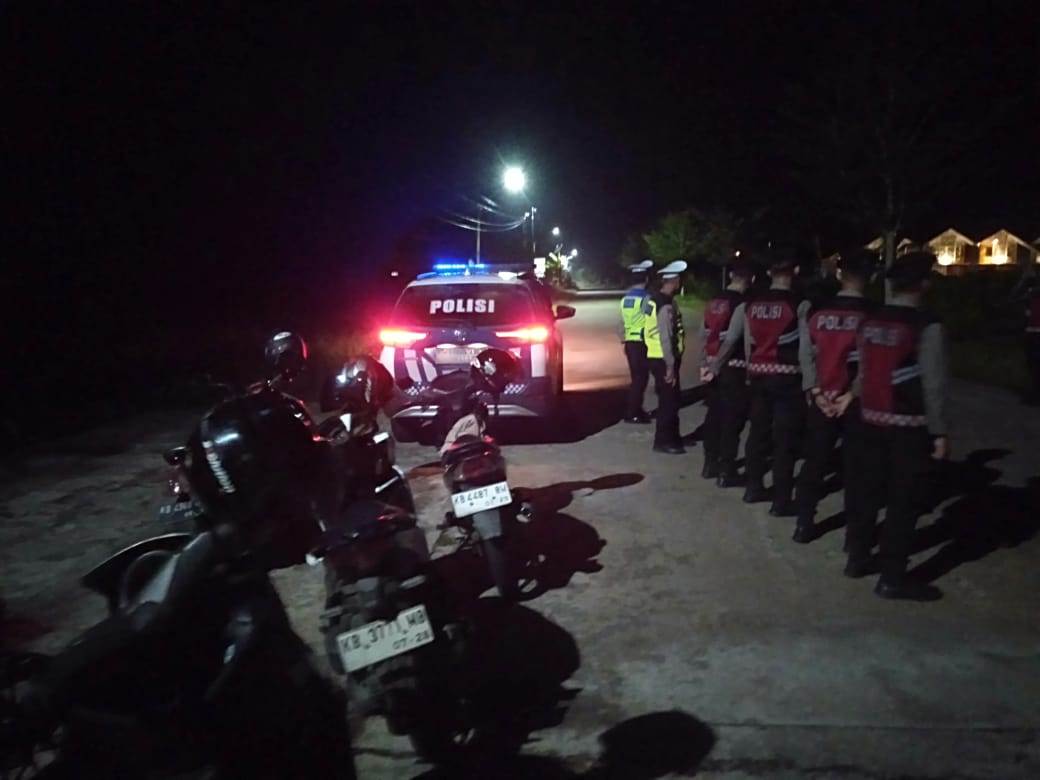 GENCARKAN PATROLI: Para personel Polres Kubu Raya menggencarkan patroli malam dan subuh hari di sejumlah titik Kubu Raya.