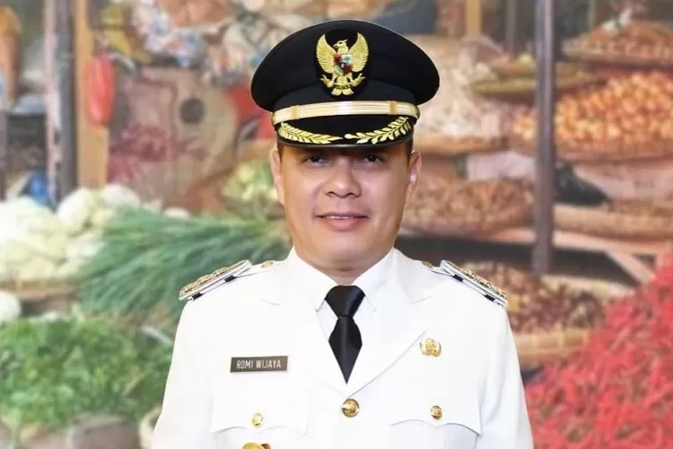 Pj Bupati Kayong Utara, Romi Wijaya.
