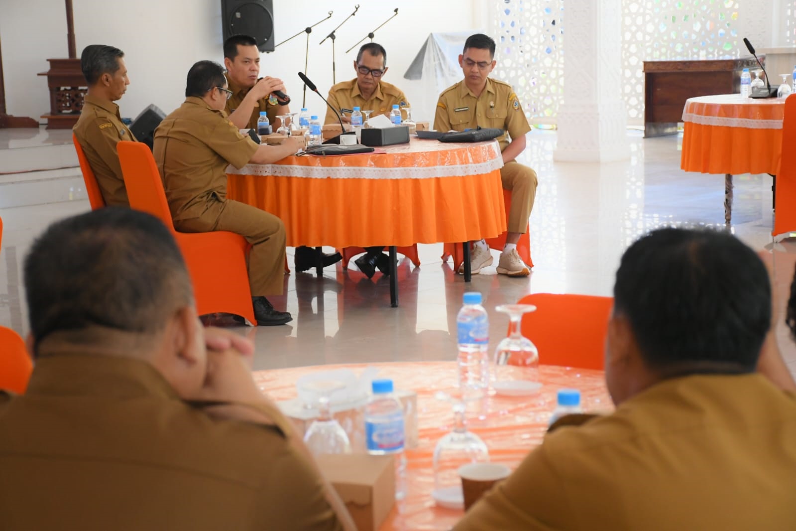 EVALUASI: Suasana Coffee Morning dengan agenda Evaluasi Progres Pelaksanaan Program dan Kegiatan Tahun Anggaran 2024.
