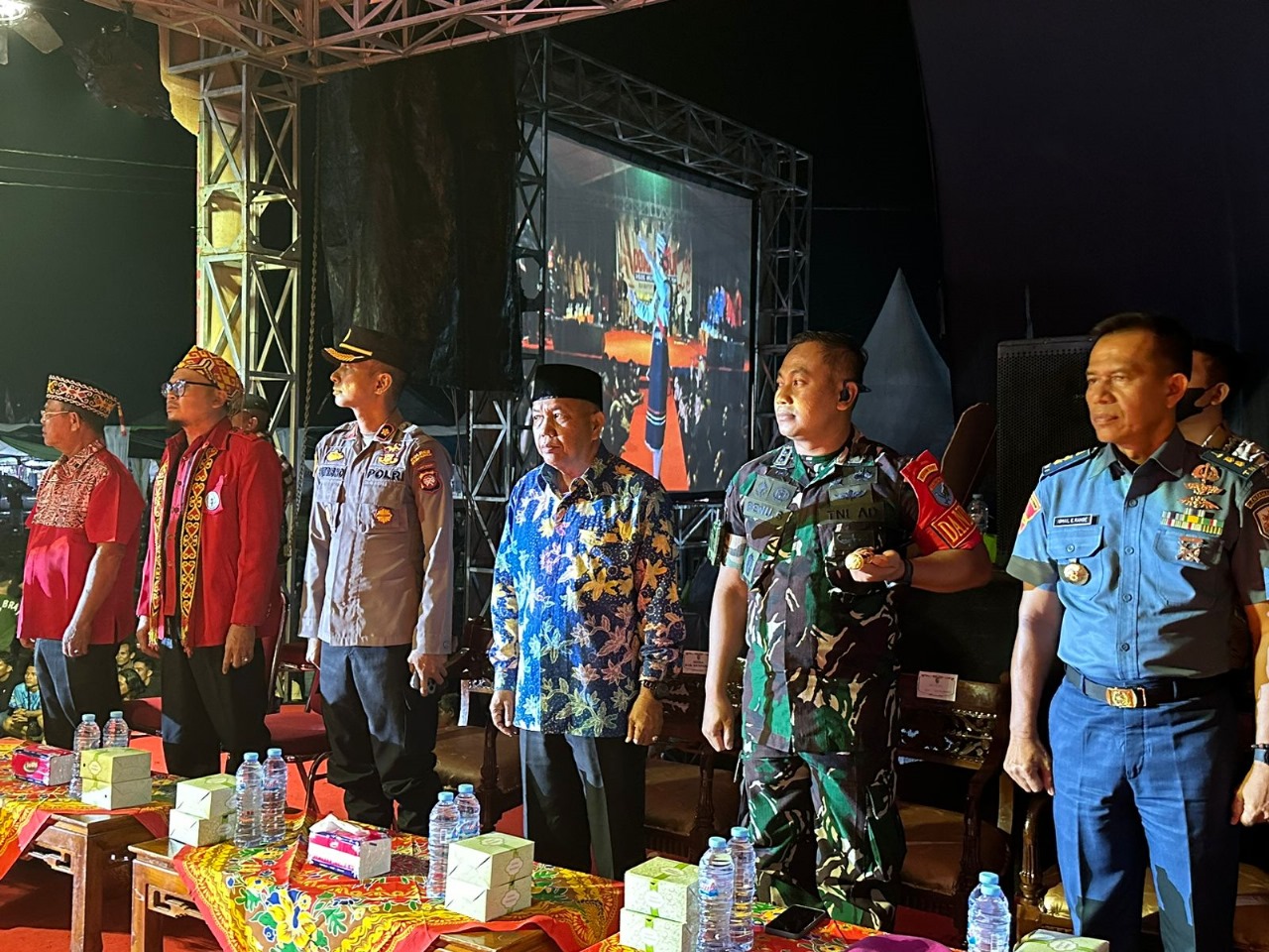 FORKOMPINDA: Penjabat Sekda bersama Forkompinda saat menghadiri penutupan naik Dango.