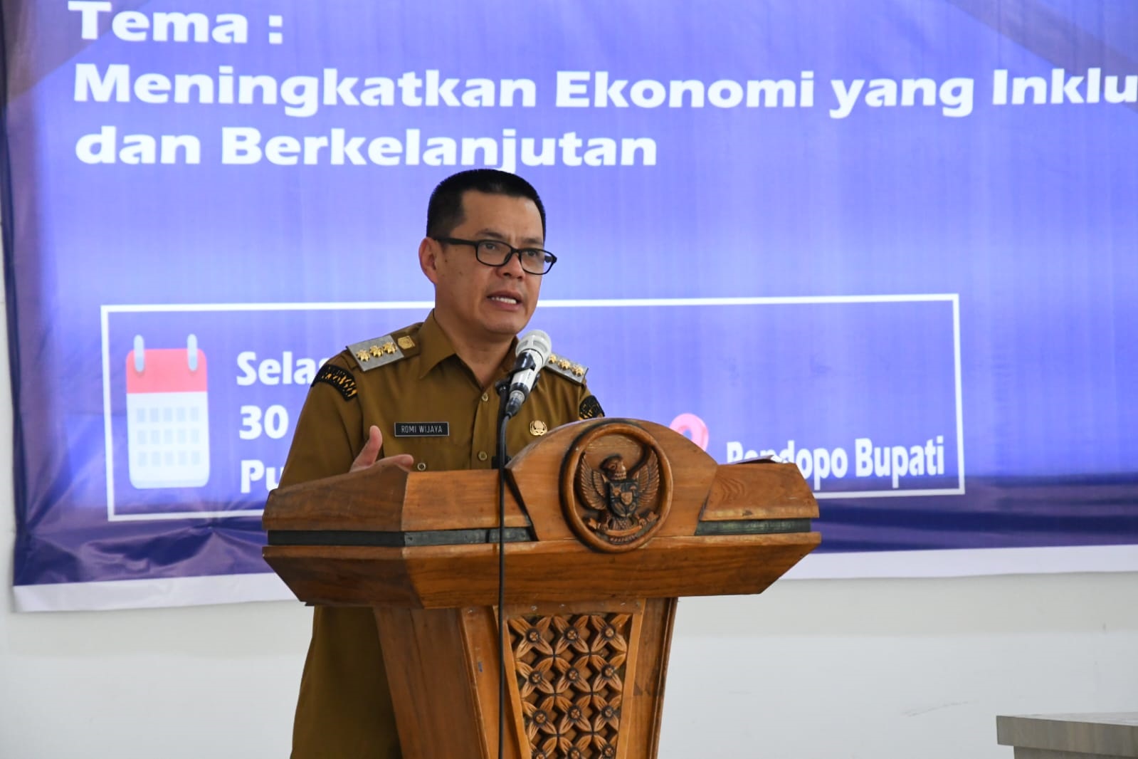 Pj Bupati Kayong Utara Romi Wijaya.