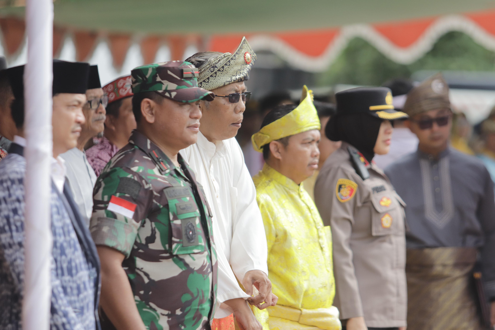 HUT SINTANG : Pemerintah Kabupaten Sintang menggelar Upacara Peringatan Hari Ulang Tahun Kota Sintang yang ke-662 Tahun 2024, di Stadion Baning Sintang, pada Selasa (14/5)