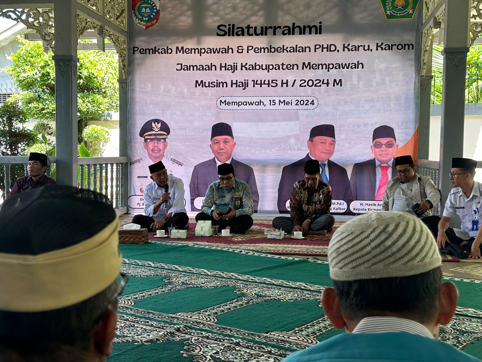 SILATURAHMI: Suasana silaturahmi dan pembekalan bagi PHD, karu dan karom jemaah haji Kabupaten Mempawah.