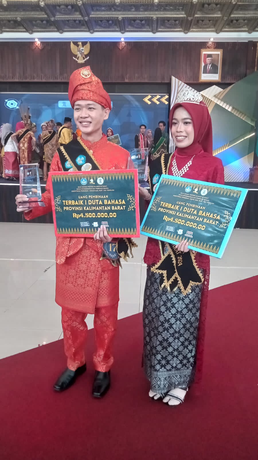 Ryan Ivander Aldino dan Leni