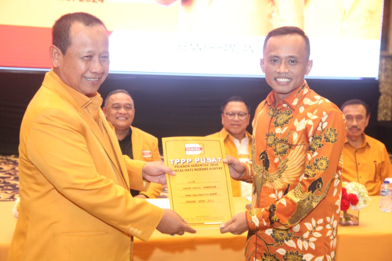 DPP Hanura memberikan surat rekomendasi kepada Suib, anggota DPRD Kalbar dapil Kubu Raya-Mempawah untuk maju sebagai bakal calon Wakil Gubernur Kalbar 2024-2029.