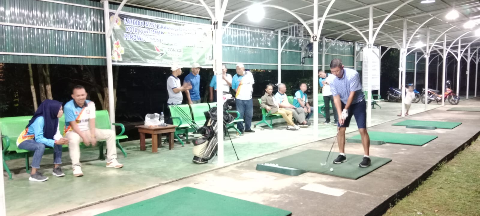 Atlet golf Kalbar