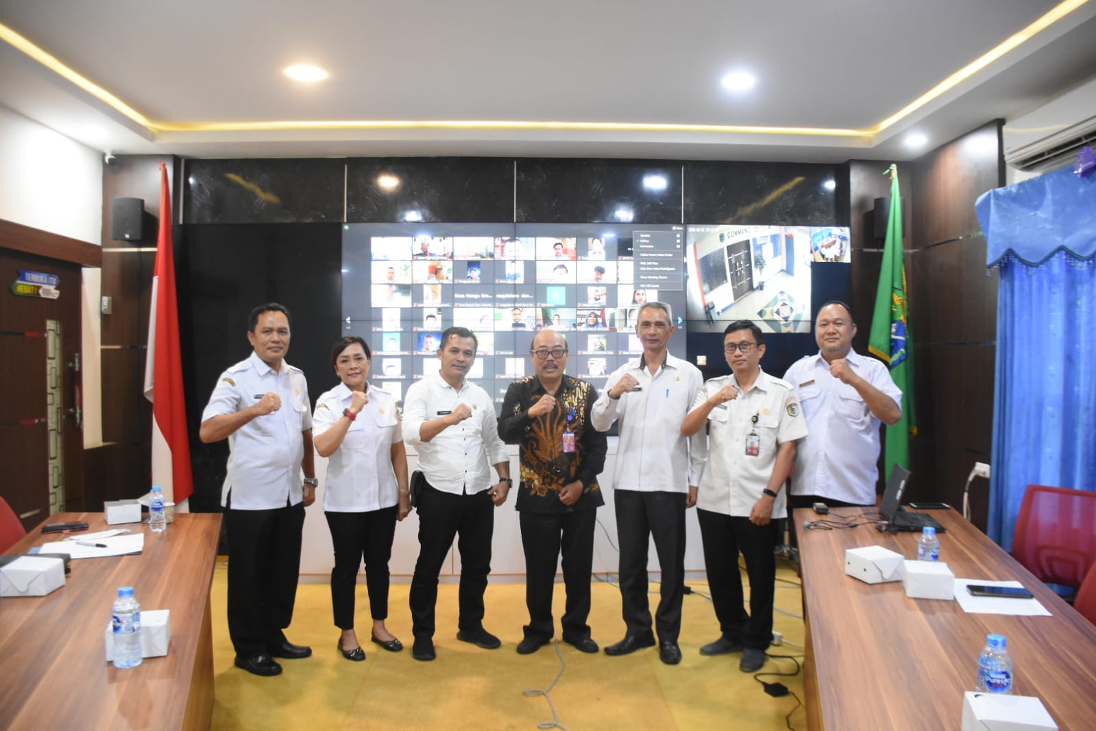 LAUNCHING : Pemerintah Kabupaten Sintang melaunching Aplikasi Sistem Informasi Terintegrasi Aplikasi Informatika (SI TIKA), di Ruangan Mini Command Center Kantor Bupati Sintang.