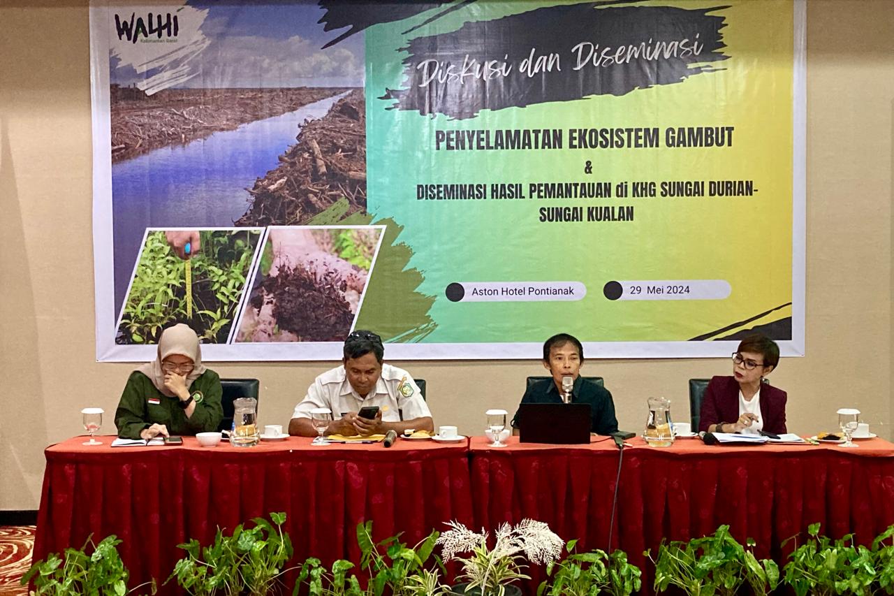 Wahana Lingkungan Hidup (Walhi) Kalimaantan Barat saat menggelar diseminasi &ldquo;Penyelamatan Ekosistem Gambut dan Diseminasi Hasil Pantauan di KHG Sungai Durian- Sungai Kualan&rdquo;, Rabu (29/5/2024).