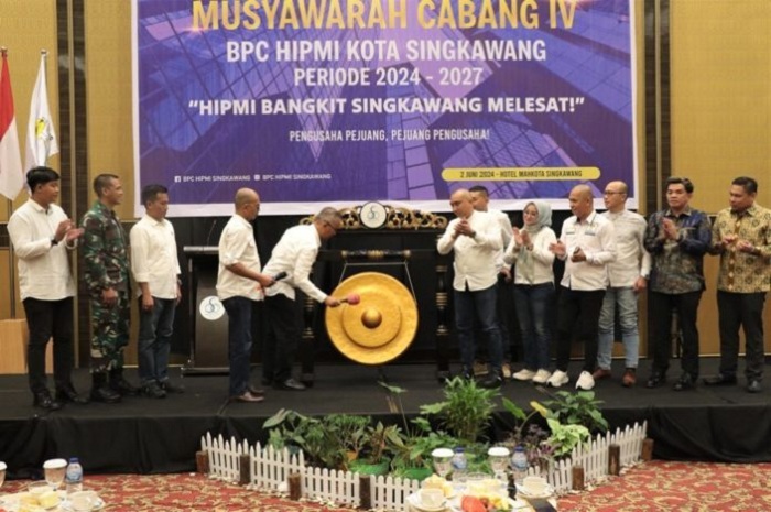 BUKA MUSCAB: Pembukaan Musyawarah Cabang (Muscab) ke-IV Badan Pengurus Cabang Himpunan Pengusaha Muda Indonesia (Hipmi) Kota Singkawang.