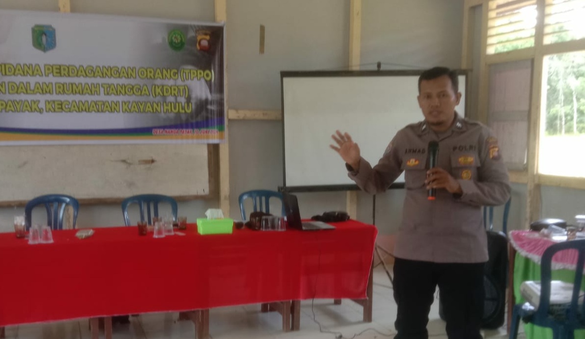 SOSIALISASI : Polsek Kayan hulu melakukan&nbsp; sosialisasi dan pencegahan Tindak Pidana Perdagangan Orang (TPPO), KDRT, serta kenakalan remaja.&nbsp;