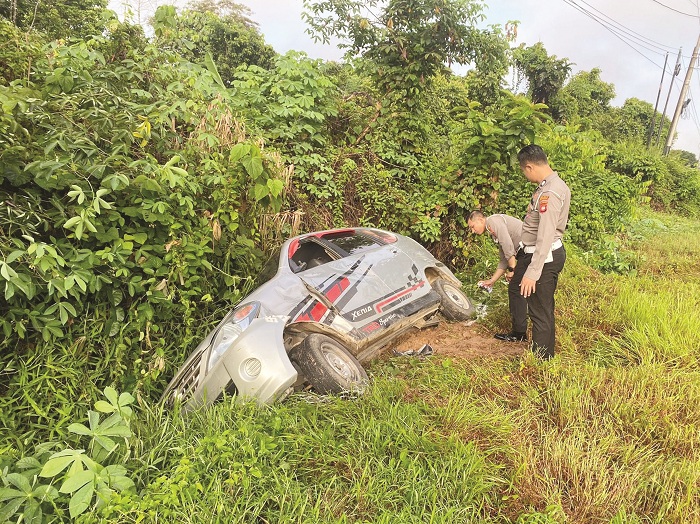 KECELAKAAN : Kecelakaan lalu lintas kembali terjadi di Jalan Sekadau-Sintang.