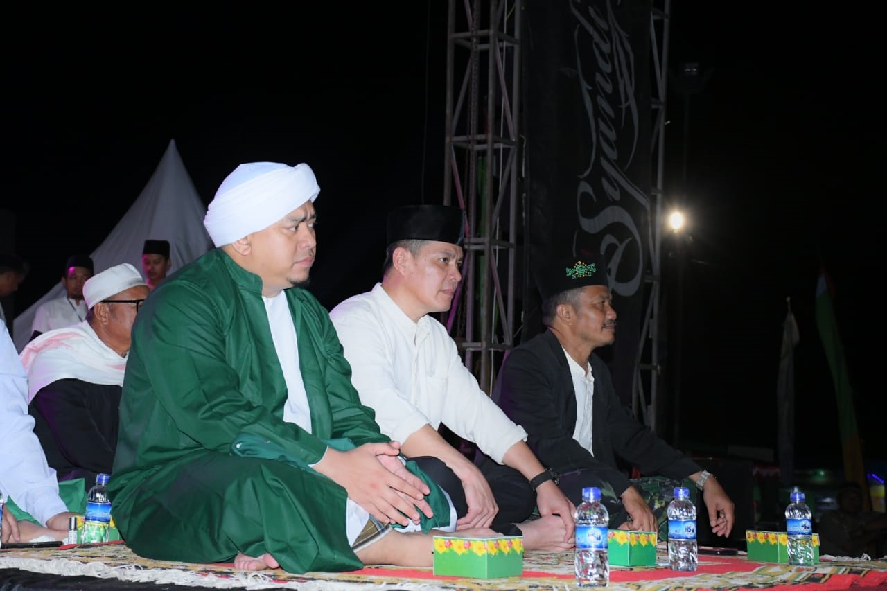BERSHOLAWAT: Sekretaris Daerah Kabupaten Kayong Utara Romi Wijaya Hadir di acara Tabligh Akbar dan Kayong Utara Bersholawat.