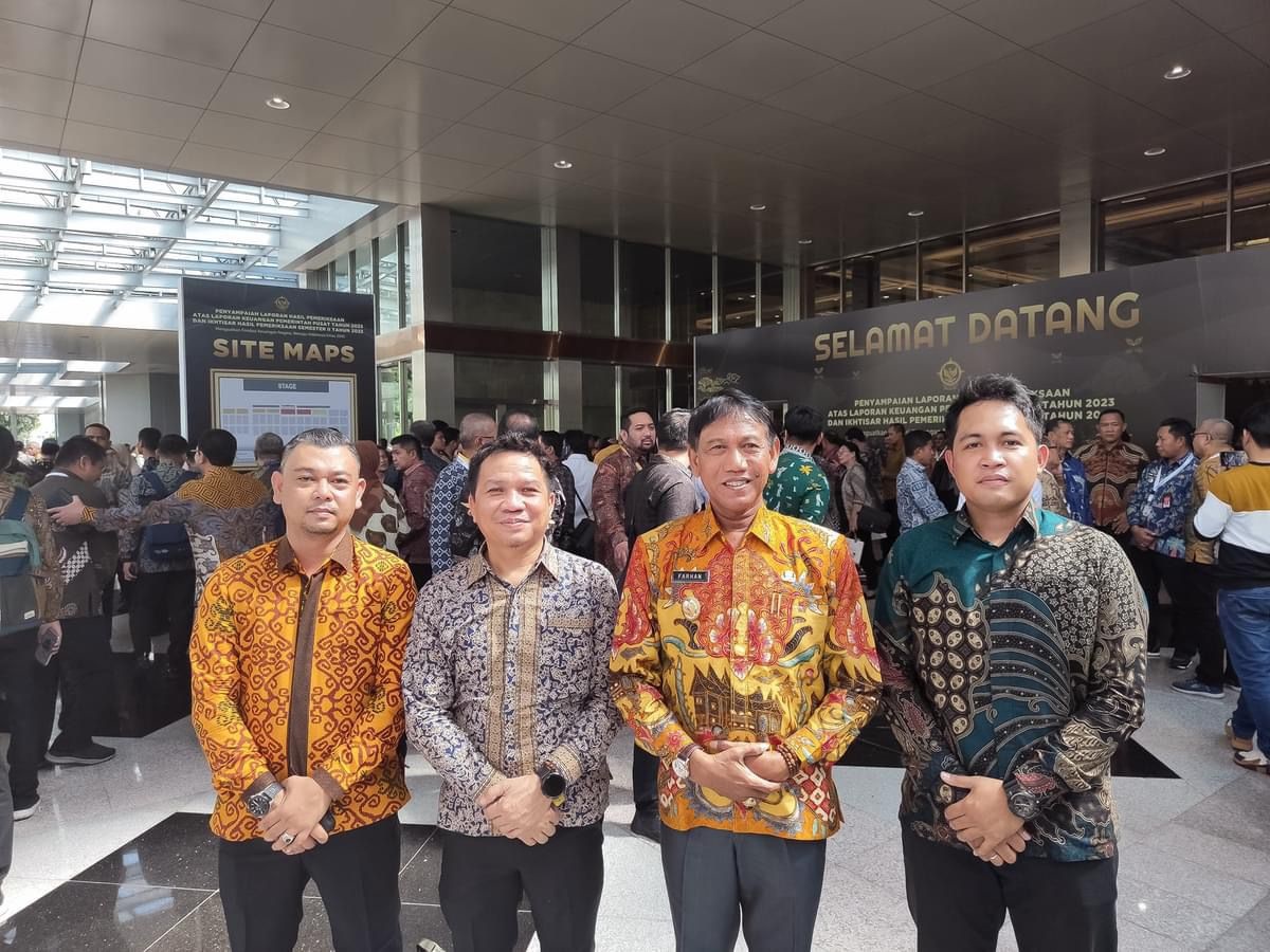HADIRI PENYERAHAN LKPP : Wabup Ketapang, Farhan, menghadiri penyerahaan LKPP di Jakarta, Senin (8/7).