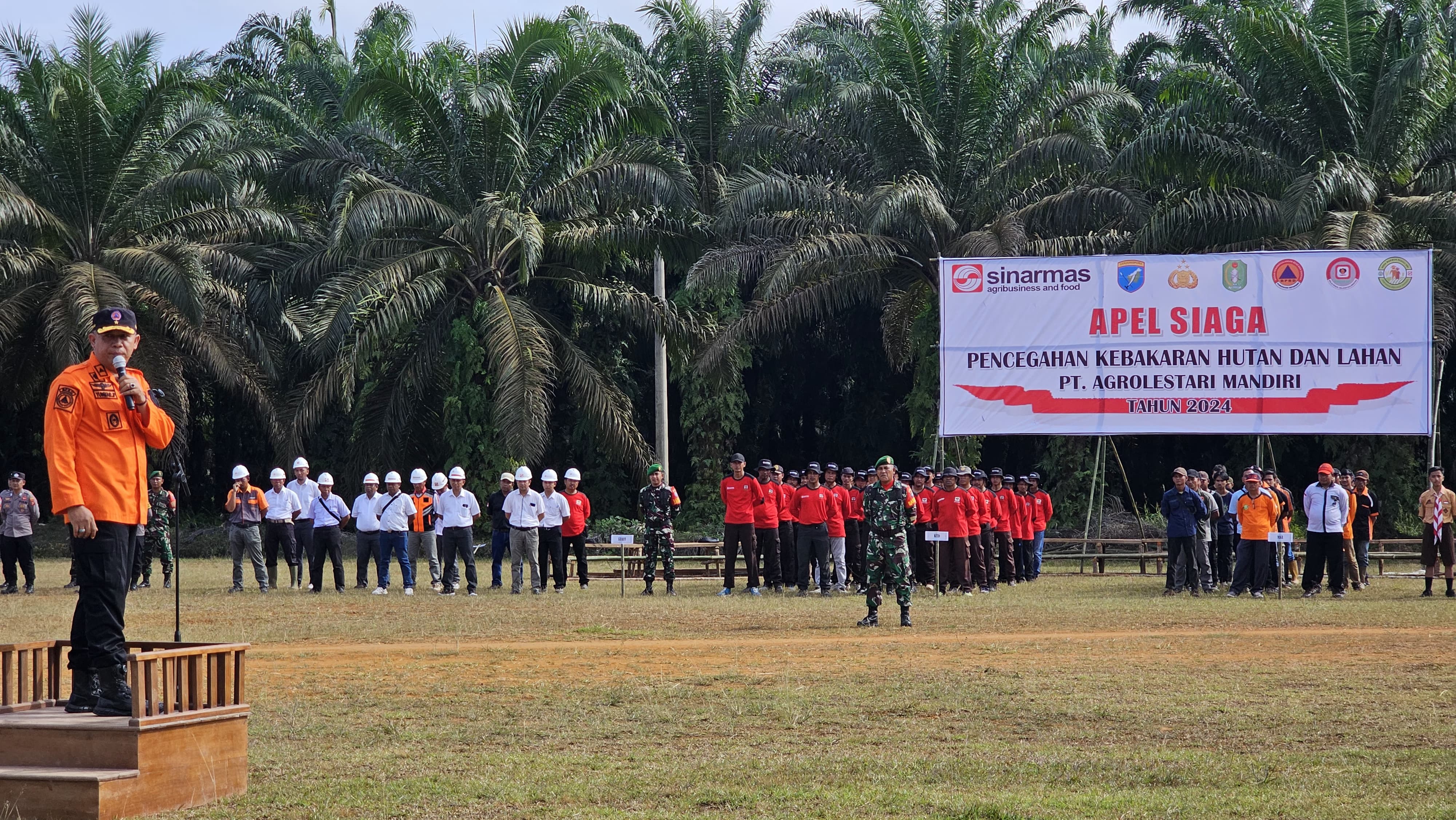 Apel rutin dilaksanakan setiap tahun ini bertujuan untuk membangun komitmen dan tindakan kesiapsiagaan pencegahan dan penanganan kebakaran lahan.