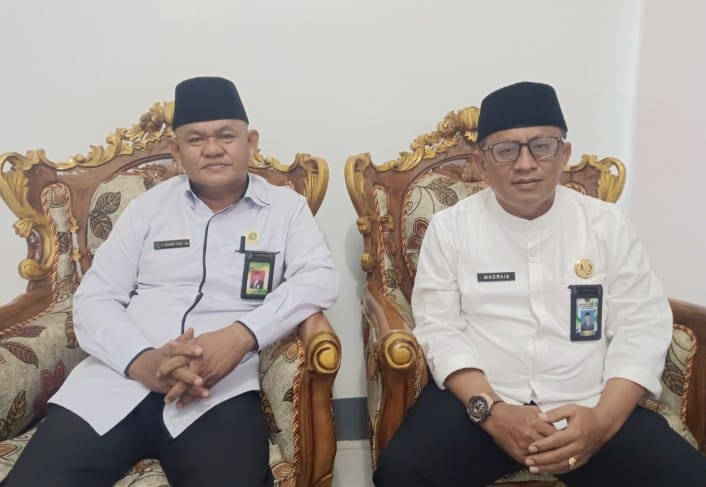 BERSAMA: Ketua PCNU Kapuas Hulu bersama Kepala Kemenag Kapuas Hulu.