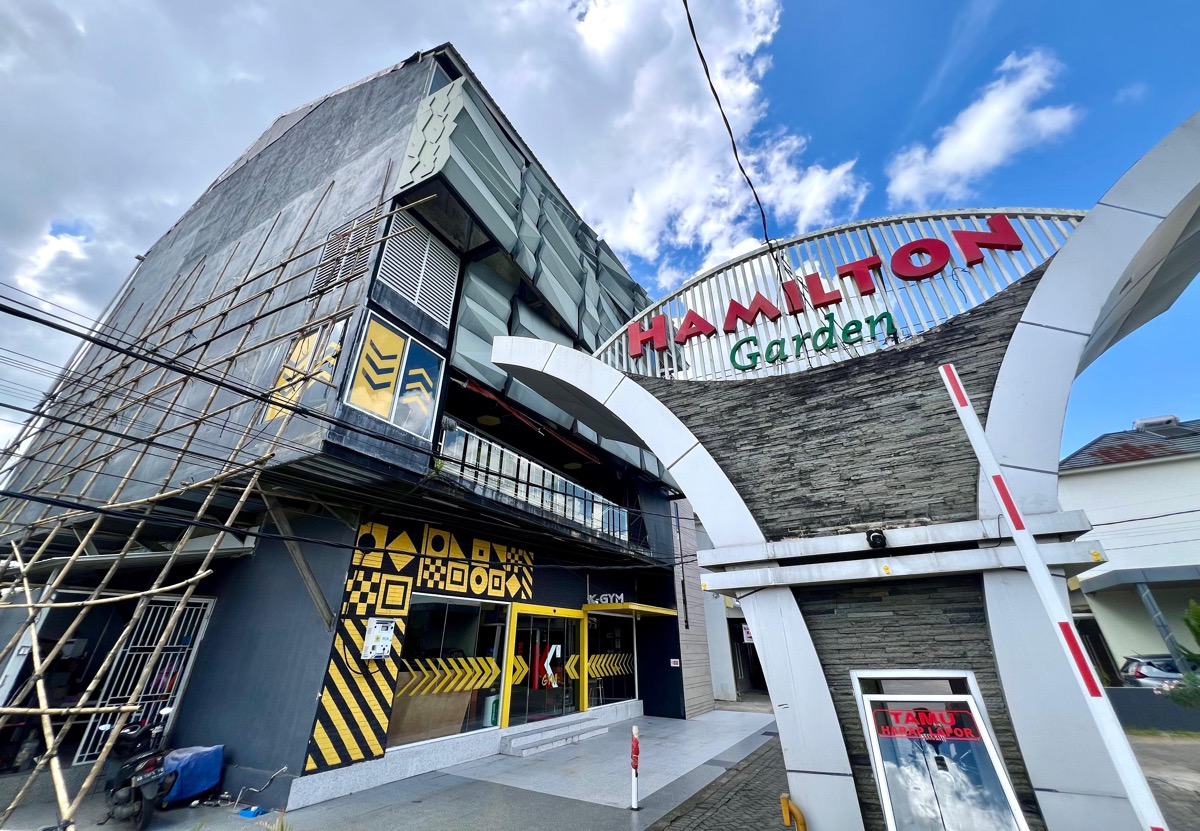 Bangunan K-Gym yang tak mengantongi izin atas ubah fungsi ruko.