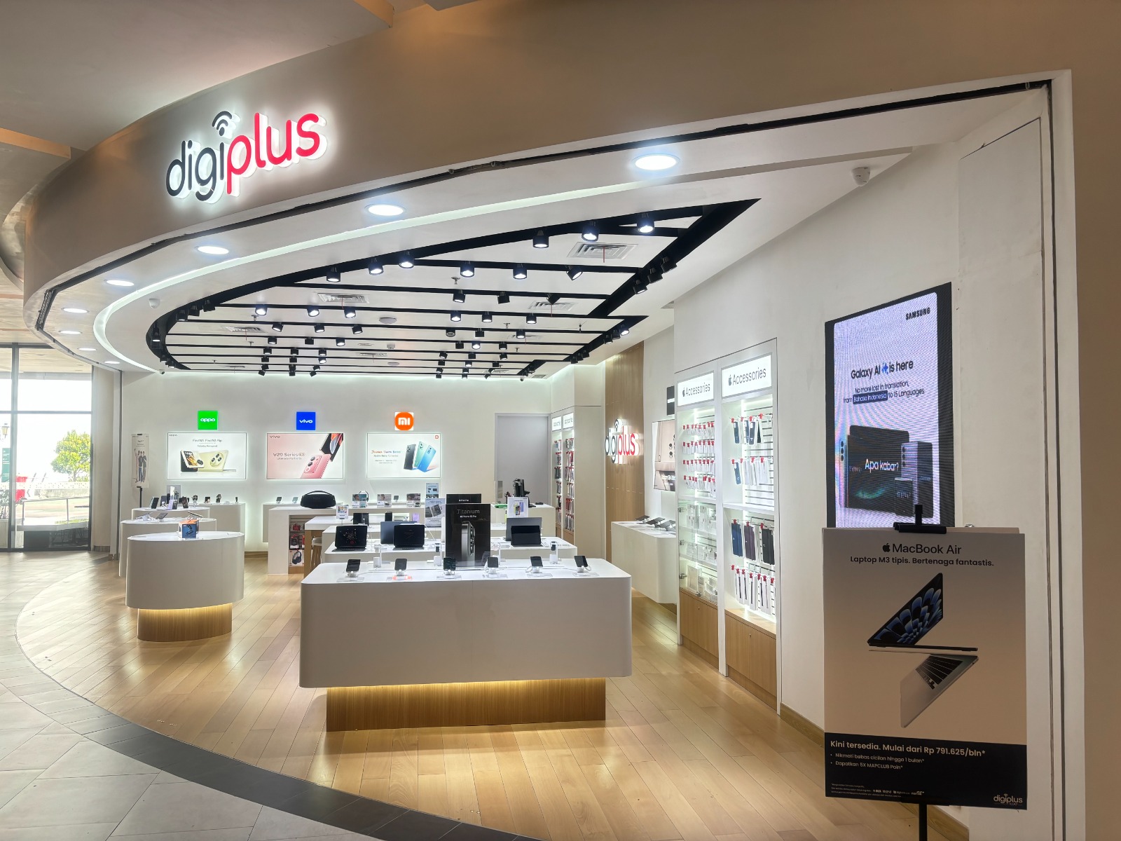 Gerai Digiplus di pusat perbelanjaan GAIA Bumi Raya City Lantai GF Kabupaten Kubu Raya, Kalimantan Barat.