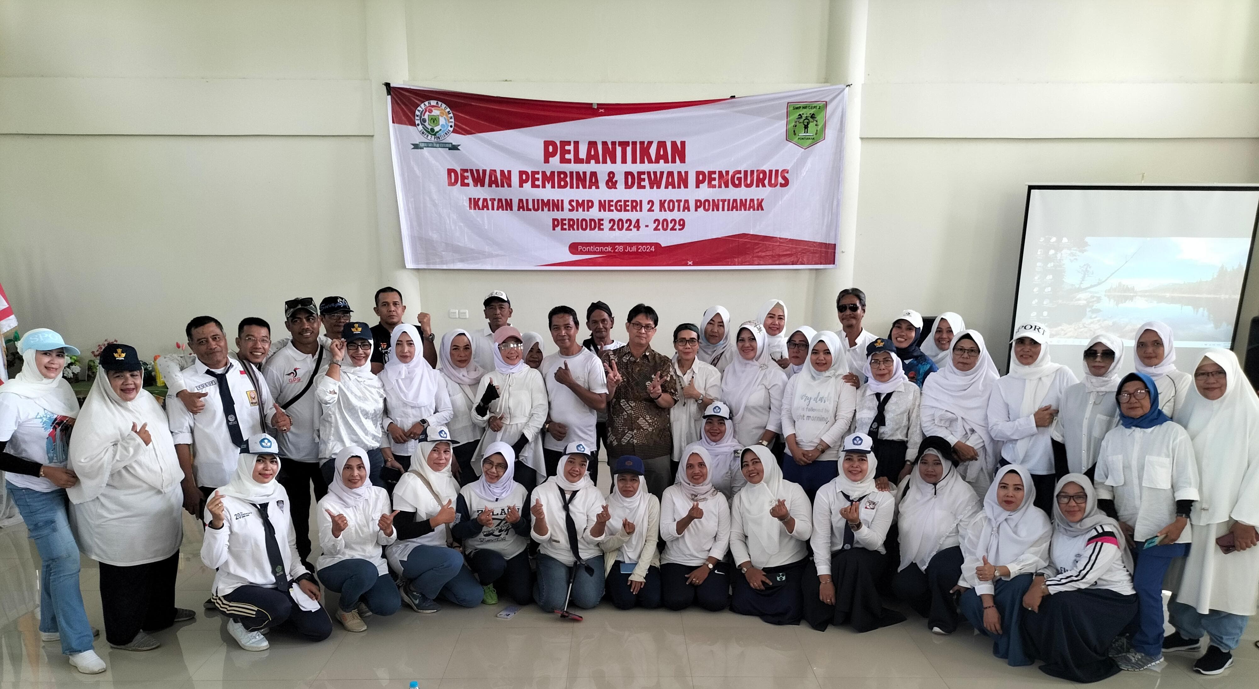 Pelantikan kepengurusan IKA SMP N 2 Pontianak.