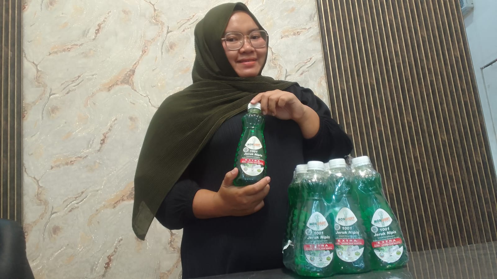 Neni Octavianti, Owner Sabun Cair MonLight