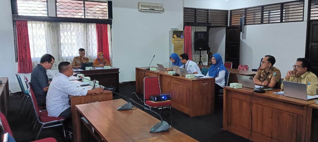 RAKER : Suasana rapat kerja (Raker) Komisi III bersama Dinsos dan BPJS Kesehatan.