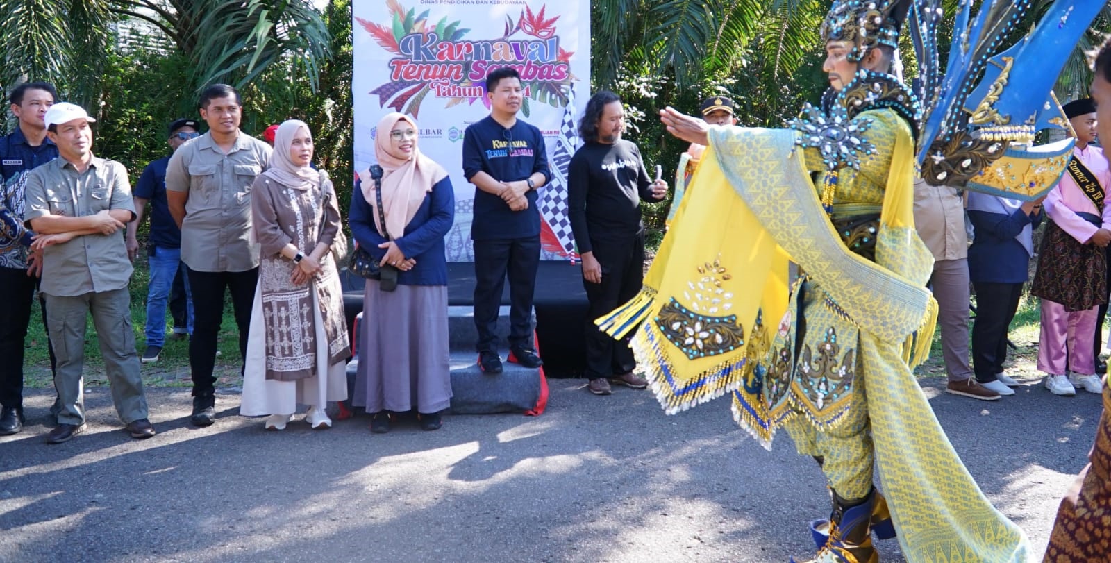 BUDAYA : Satono mengharapkan kekayaan budaya yang ada di Kabupaten Sambas harus terus dikembangkan.