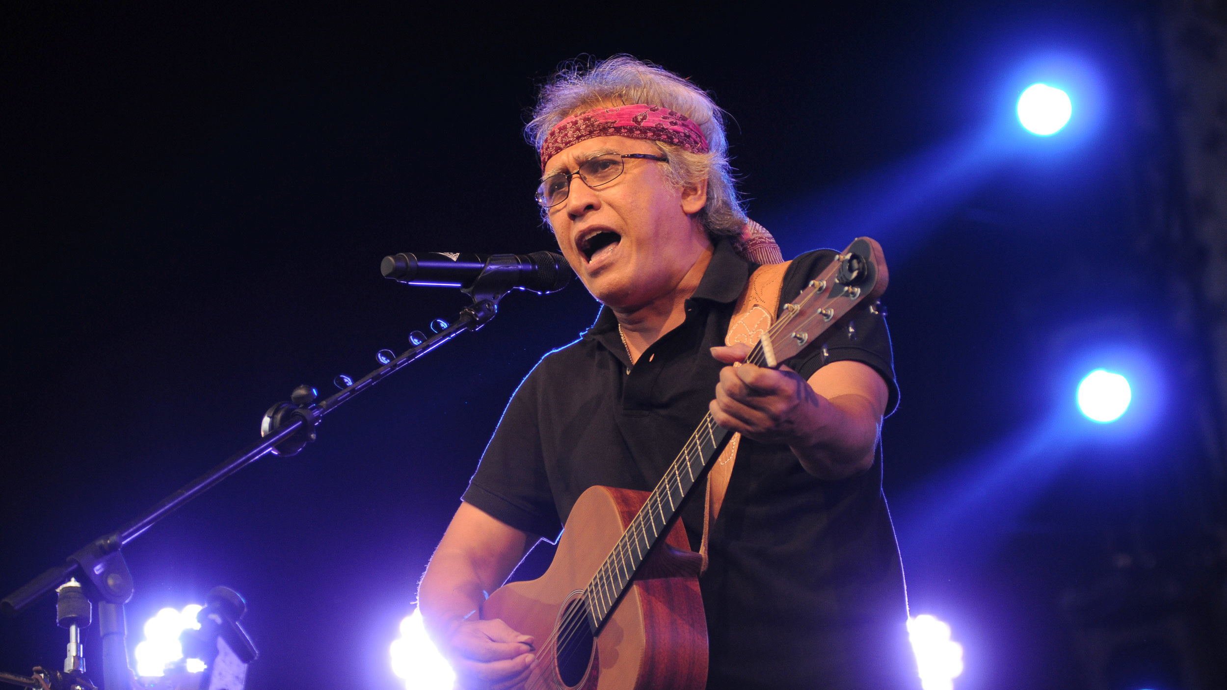 Iwan Fals.