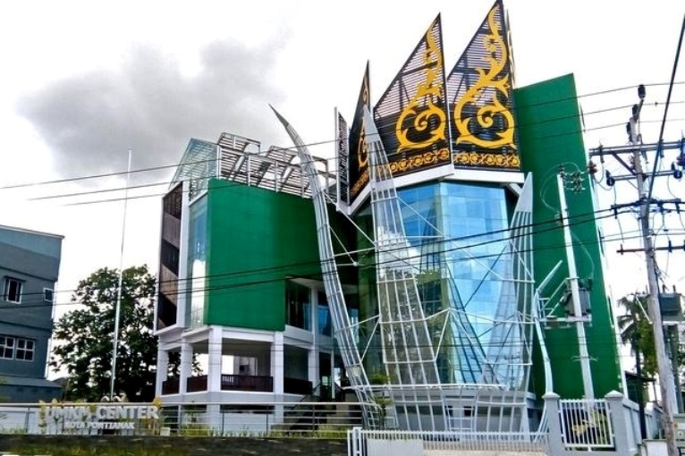UMKM CENTER: UKM Center Dekranasda Pontianak, salah satu ikon perkembangan UMKM di Kota Pontianak. (SKYSCRAPERCITY.COM)