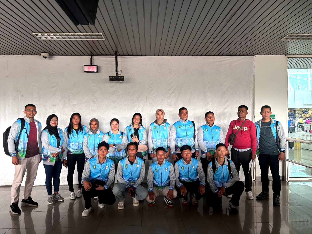 Kontingen SMK Kalimantan Barat pada ajang Olimpiade Olahraga Siswa Nasional (O2SN) 2024 di Jakarta.
