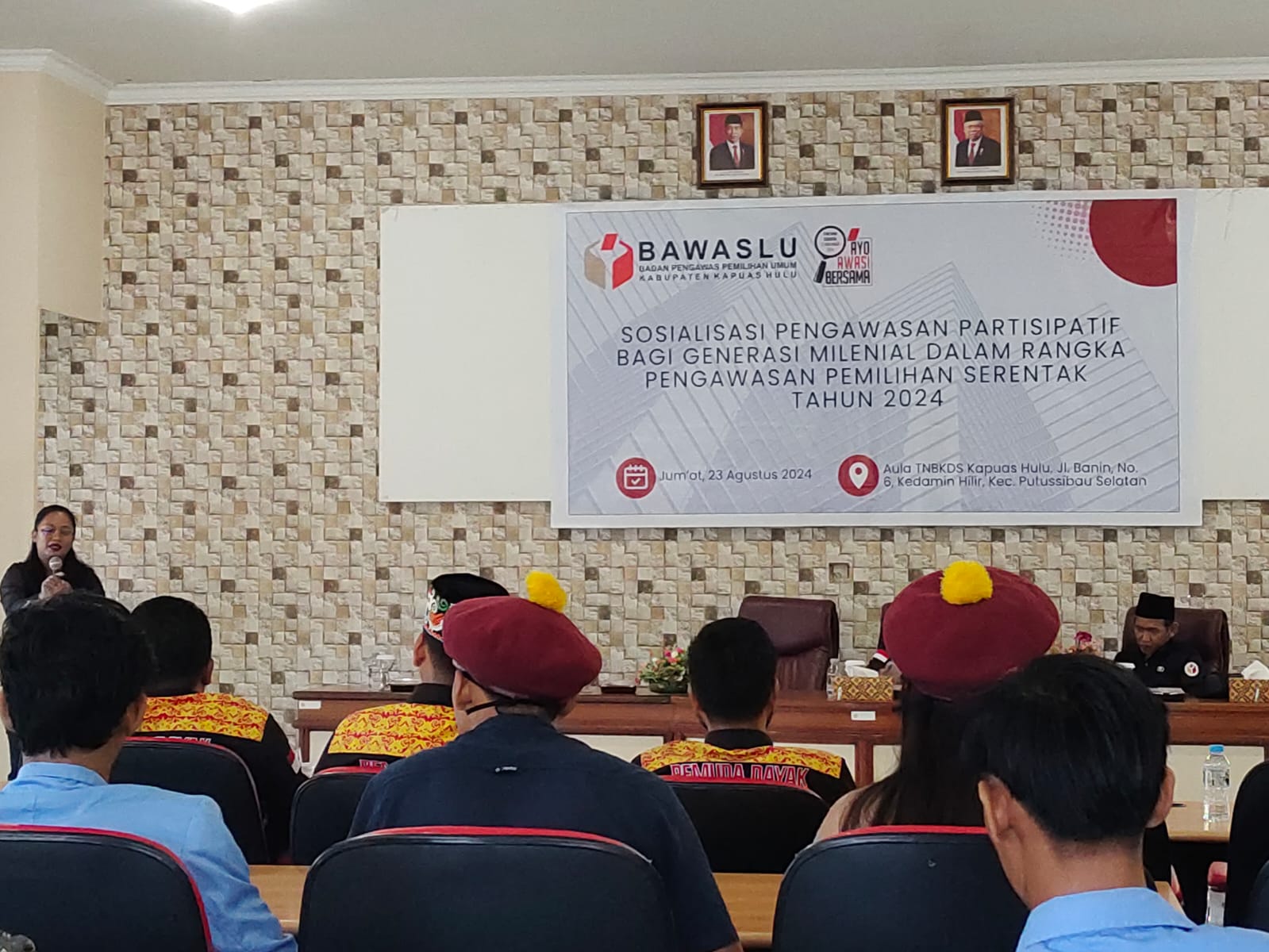 SOSIALISASI: Bawaslu Kapuas Hulu mengelar kegiatan Sosialisasi Pengawasan Partisipatif Bagi Generasi Milenial dalam rangka pengawasan Pemilihan Serentak tahun 2024.(ISTIMEWA)