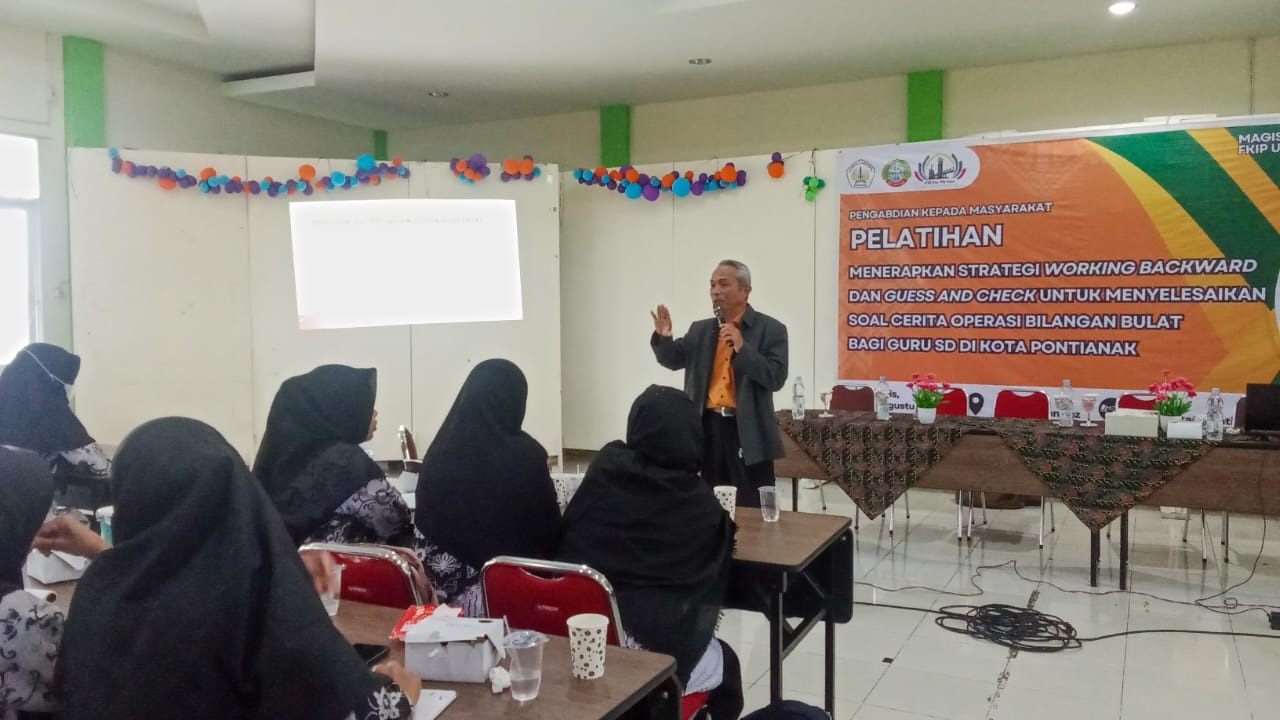 PKM: Magister Pendidikan Matematikan FKIP Untan menggelar PKM di Aula SD Al-Mumtaz, Kamis (22/8).