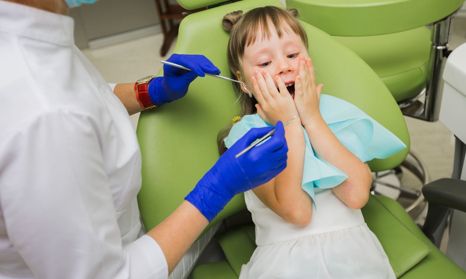 Ilustrasi anak takut ke dokter gigi.(FREEPIK)
