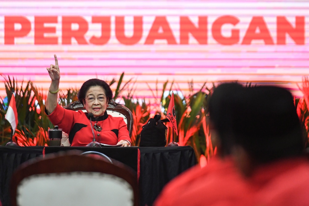 UMUMKAN CALON: Ketua Umum PDI Perjuangan Megawati Soekarnoputri menyampaikan pidato saat pengumuman bakal calon kepala daerah untuk Pilkada 2024 di Kantor DPP PDI Perjuangan, Jakarta, Senin (26/8).