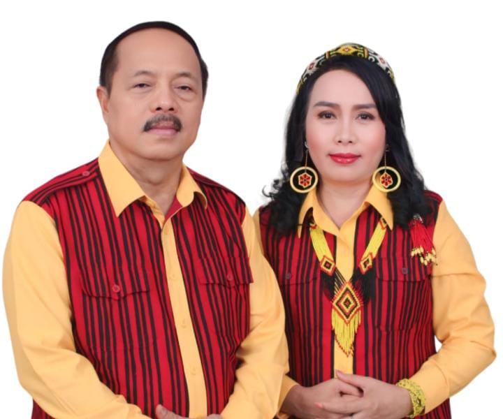 Yohanes Ontot dan Susana Herpena.