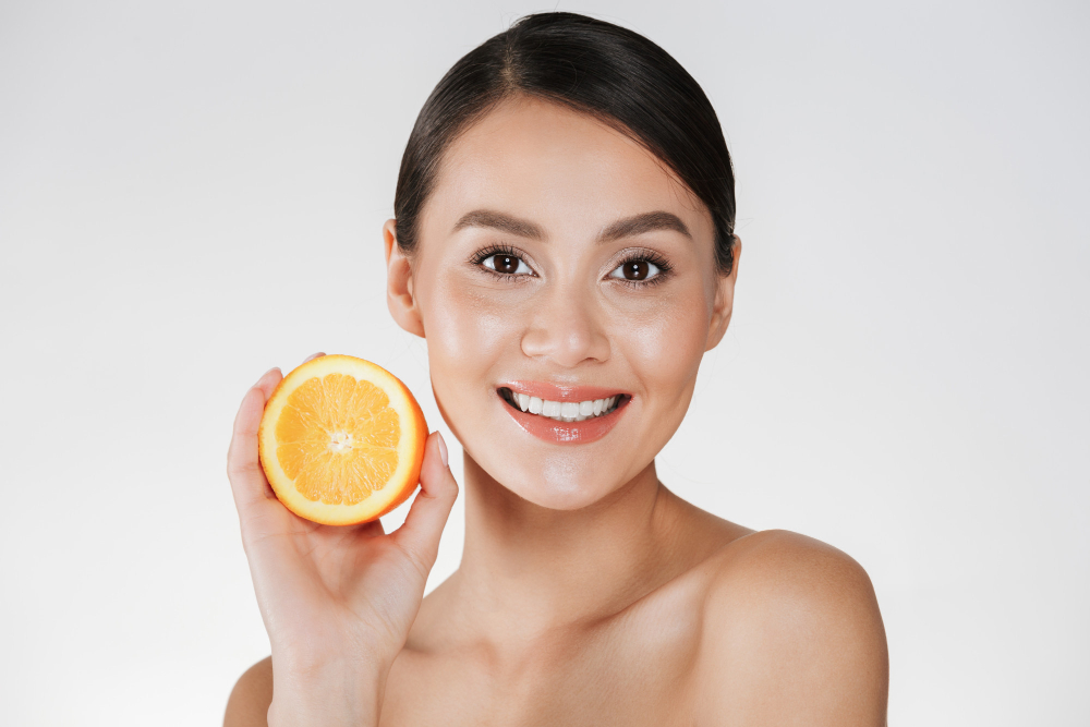 Ilustrasi kebaikan lemon untuk wajah.(FREEPIK)