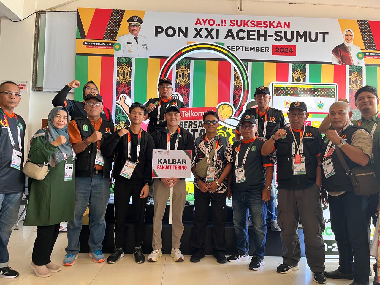 Veddriq Leonardo atlet PON panjat tebing asal Kalbar saat tiba di Aceh.