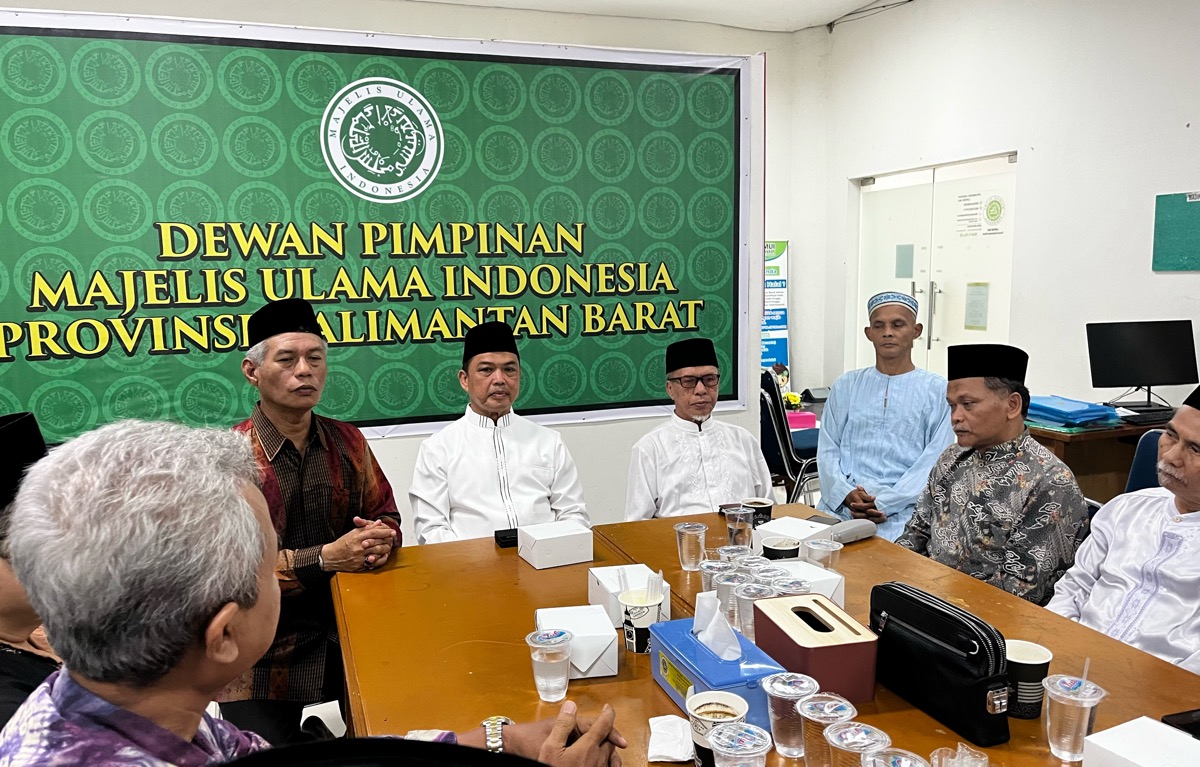 Ria Norsan saat sowan ke Sekretariat MUI di Masjid Mujahiddin untuk bersilaturahmi.