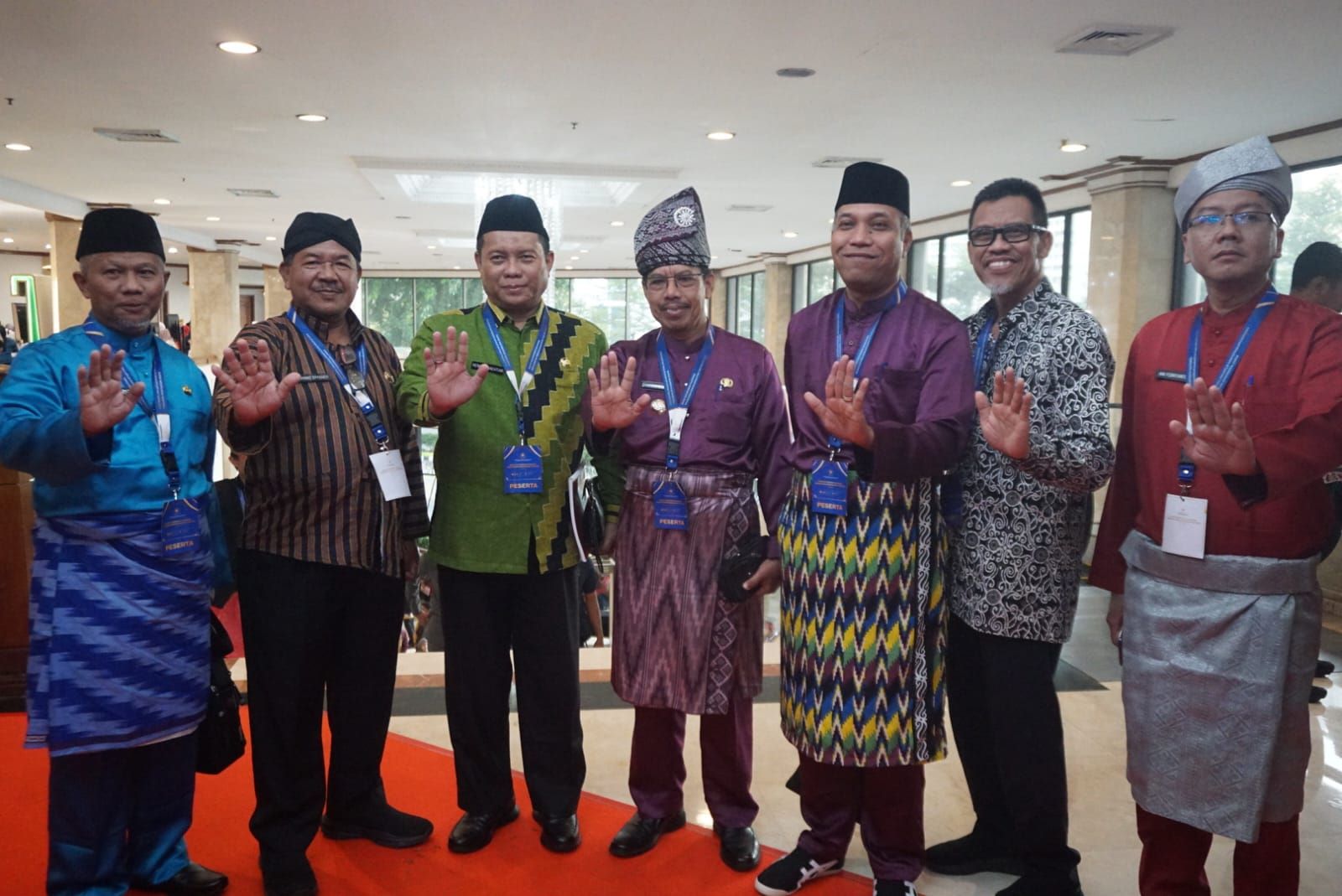 RAKORNAS: Penjabat Bupati Mempawah Ismail dan pejabat OPD Pemkab Mempawah disela-sela menghadiri Rakornas.