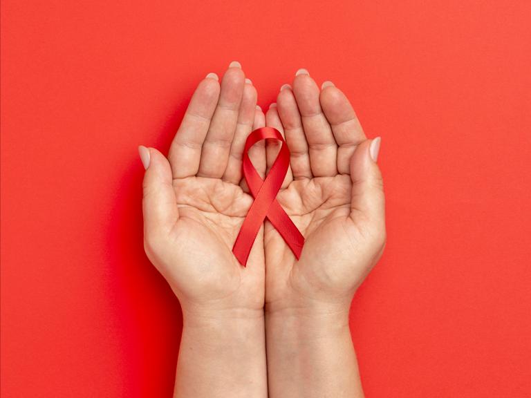 Ilustrasi ODHIV atau yang biasa dikenal sebagai Orang dengan HIV (Human Immunodeficiency Virus). (FREEPIK)