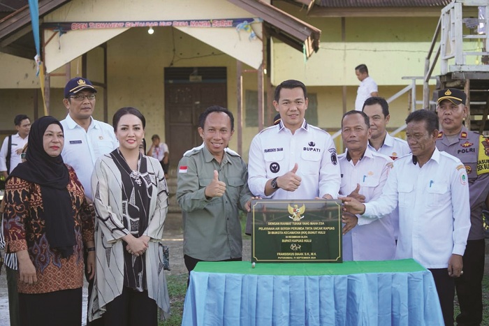 IPA : Peresmian Instalasi Pengolahan Air ( IPA ) di Kecamatan Bunut Hulu dilakukan langsung oleh Bupati Kapuas Hulu Fransiskus Diaan.