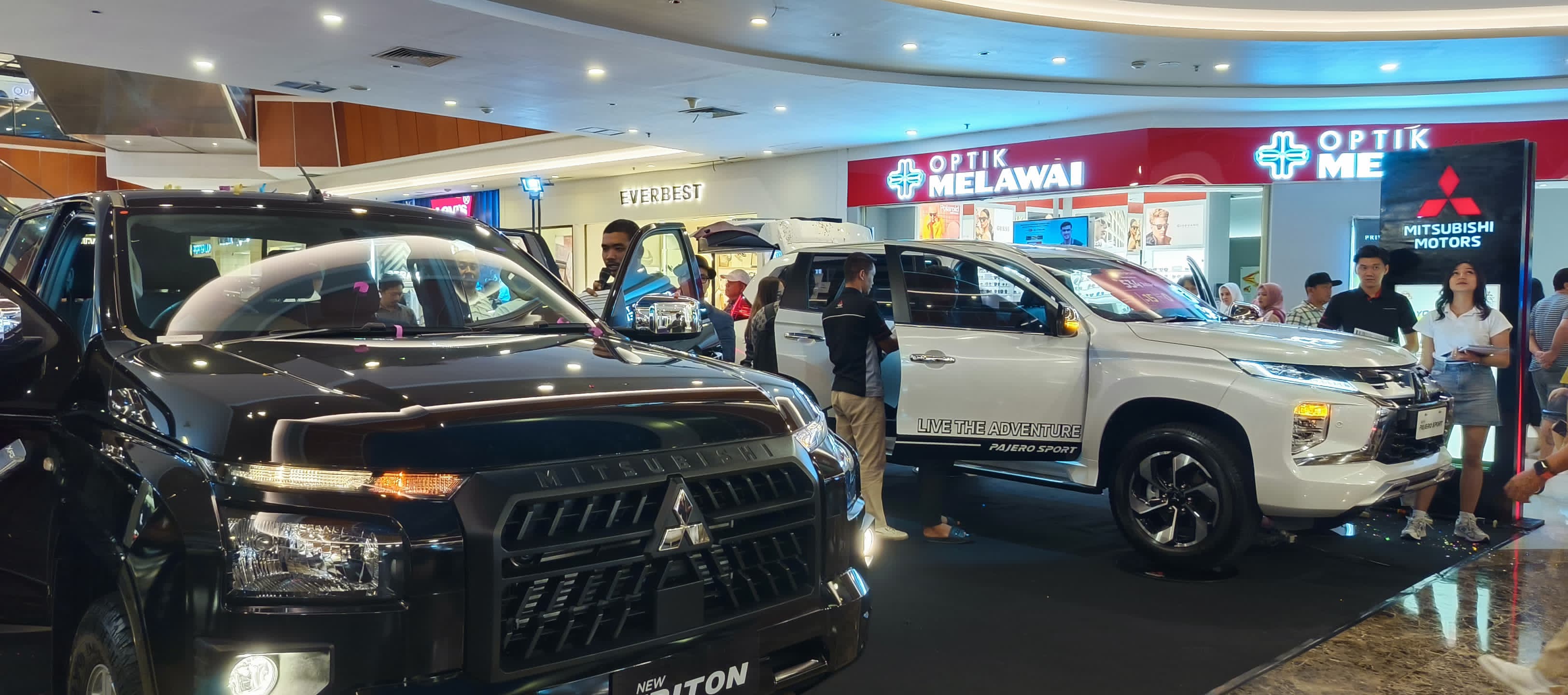 All New Triton dan New Pajero Sport