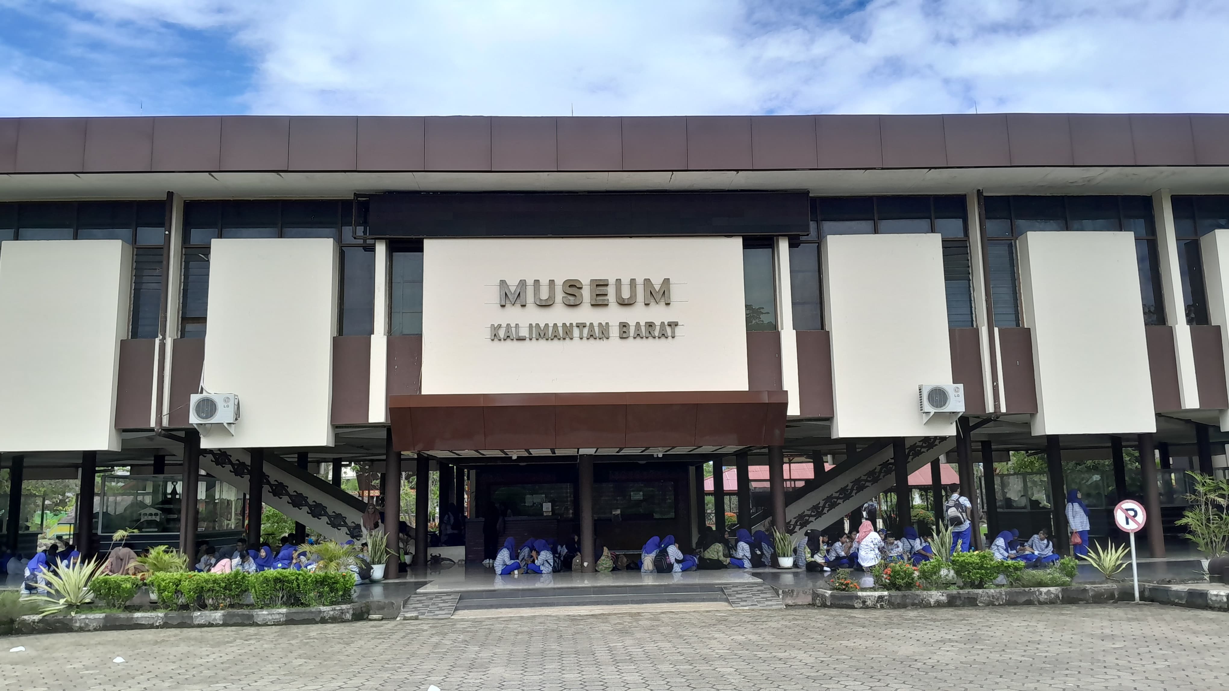 Museum Kalimantan Barat di Jalan Ahmad Yani Kota Pontianak. (QUDSIYAH/PONTIANAK POST)