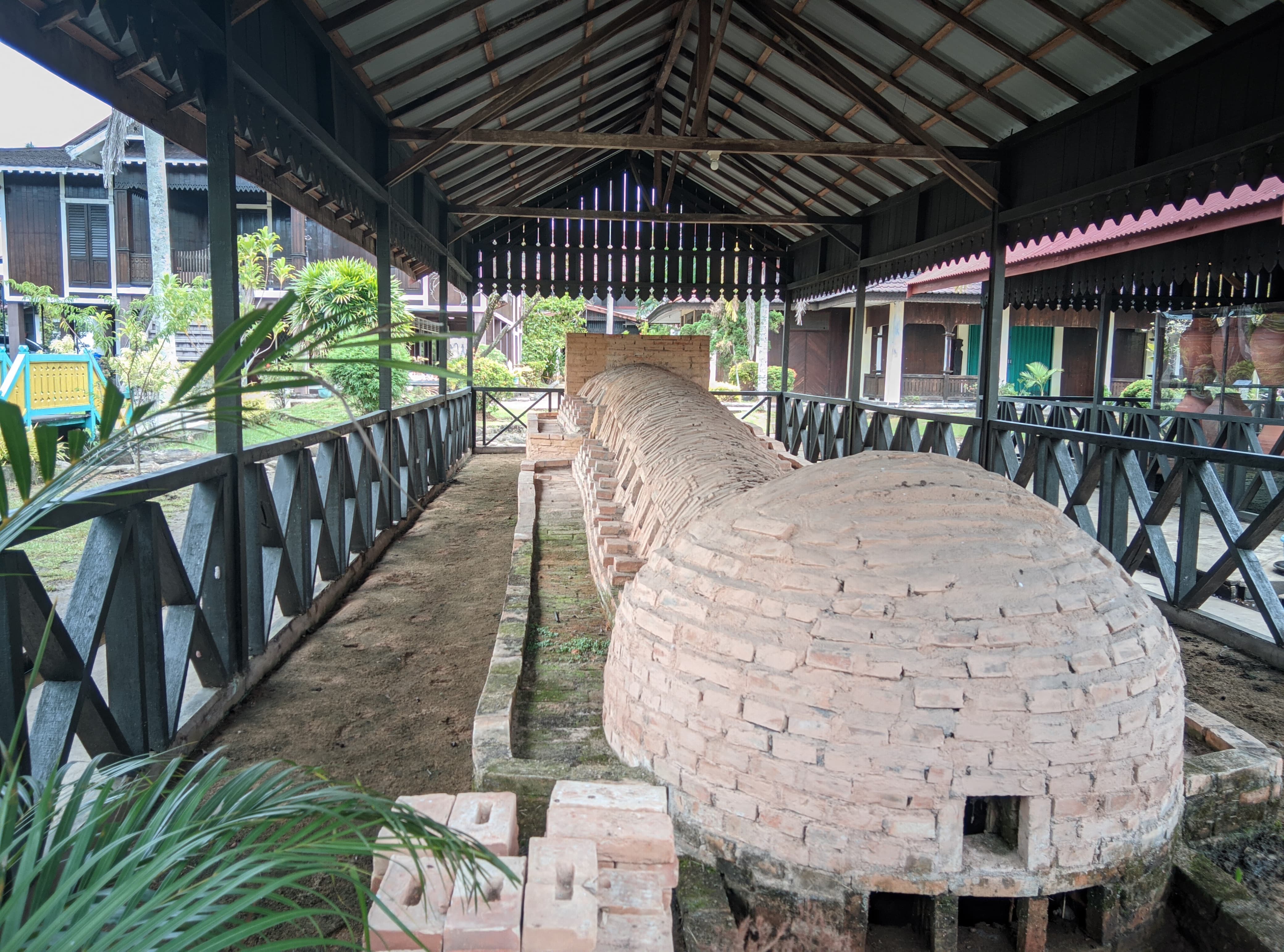 Tungku Pembakaran keramik di Musem Kalimantan Barat. (RAVICO/PONTIANAK POST)