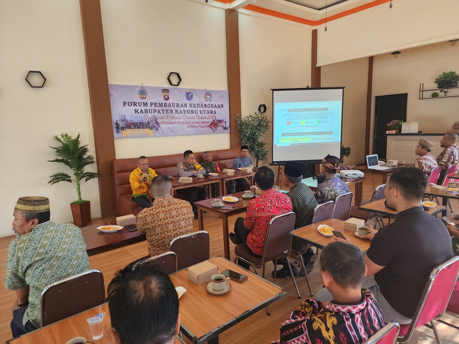 FPK: Forum Pembauran Kebangsaan (FPK) Kabupaten Kayong Utara menggelar deklarasi pilkada damai.