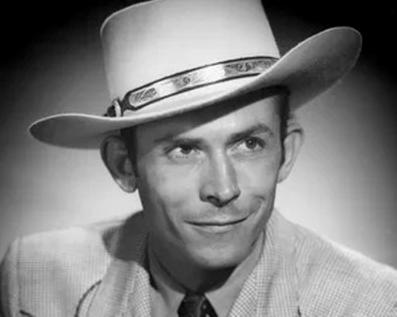 BAPAK MUSIK COUNTRY: Hank Williams bisa dibilang adalah superstar musik country pertama, dengan kesuksesan besar dalam musik populer. (BRITANNICA)