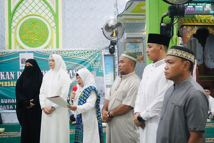 HADIR: Pelantikan BKMT Kecamatan Suhaid yang dihadiri langsung oleh Wakil Bupati Kapuas Hulu Wahyudi Hidayat.