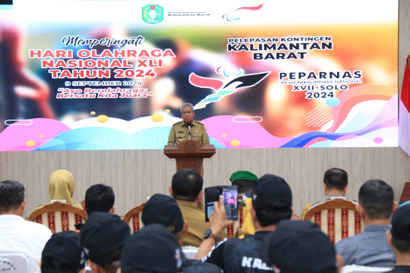 LEPAS KONTINGEN: Pj. Gubernur Harisson saat memberikan sambutan saat melepas Kontingen Persiapan Pekan Paralimpiade Nasional.