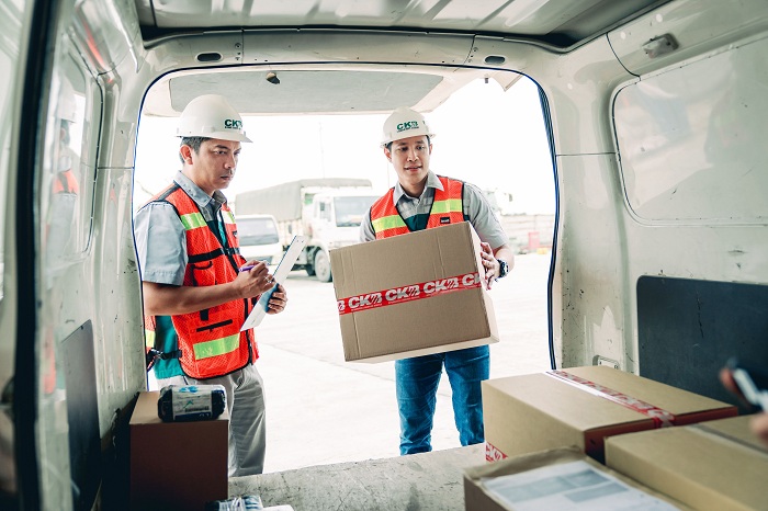 Tim internal CKB Logistics dalam menjaga kualitas bisnis perusahaan.