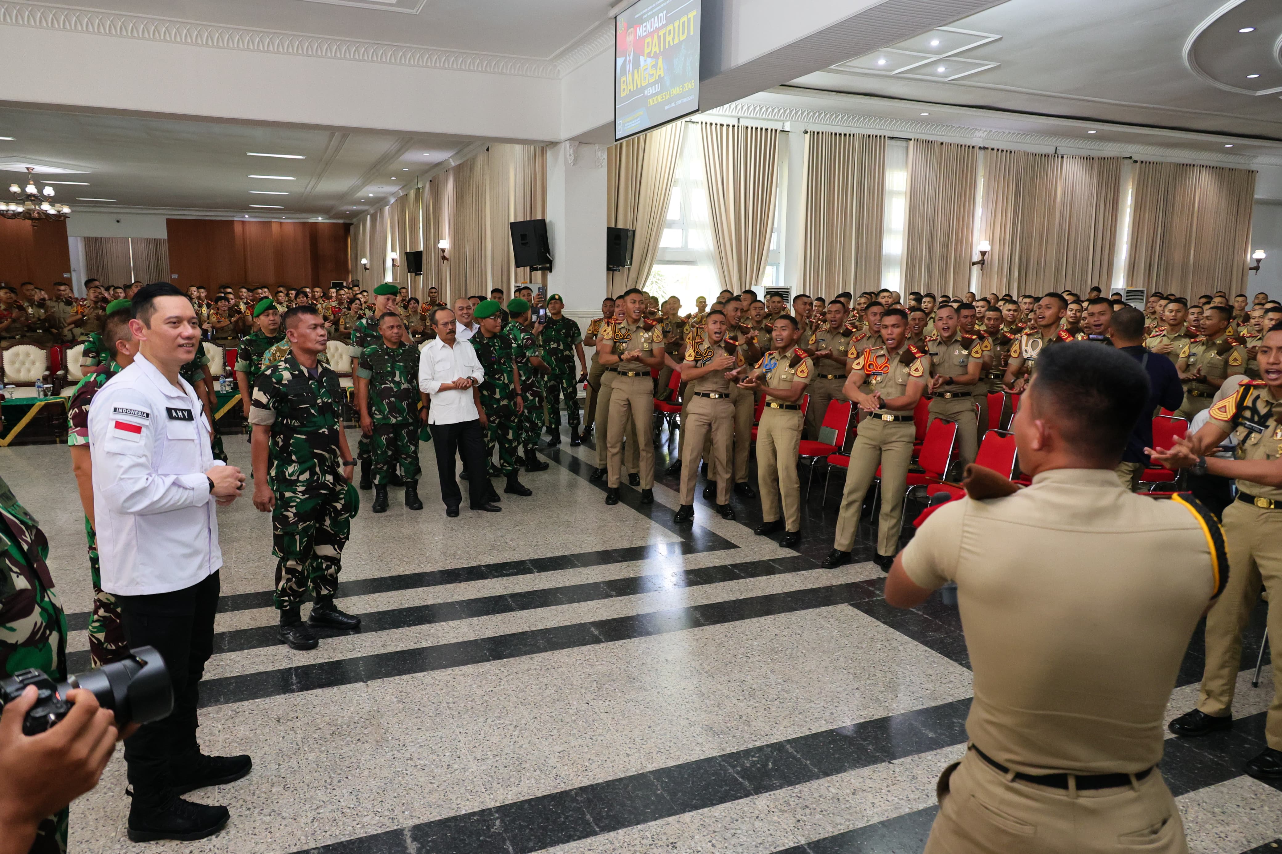 Sosok AHY dinilai patut menjadi panutan penerus harapan bangsa, terutama bagi Taruna/i Akademi Militer (Akmil).