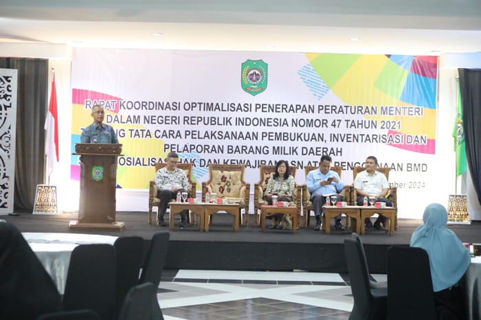 RAKOR: Pemkot Singkawang menggelar Rapat Koordinasi Pengelolaan BMD di Basement Kantor Wali Kota Singkawang, belum lama ini.